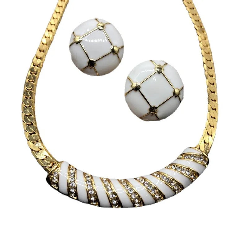 Lynn Statement Set